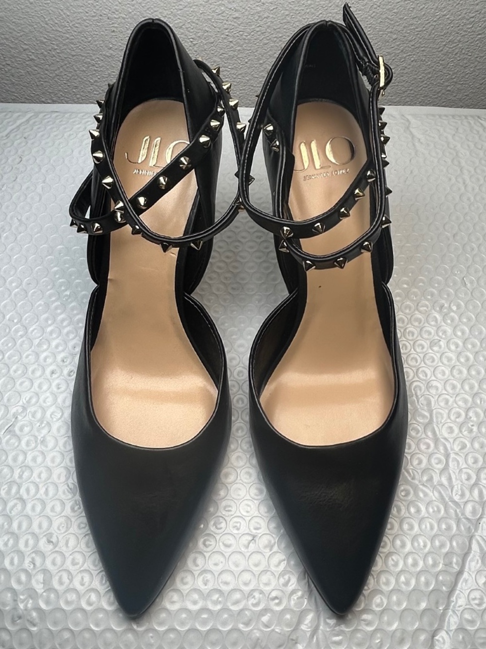 JLo Jennifer Lopez Pointed-Toe Pumps Women's Sz 9M Black Studed Strap High Heels